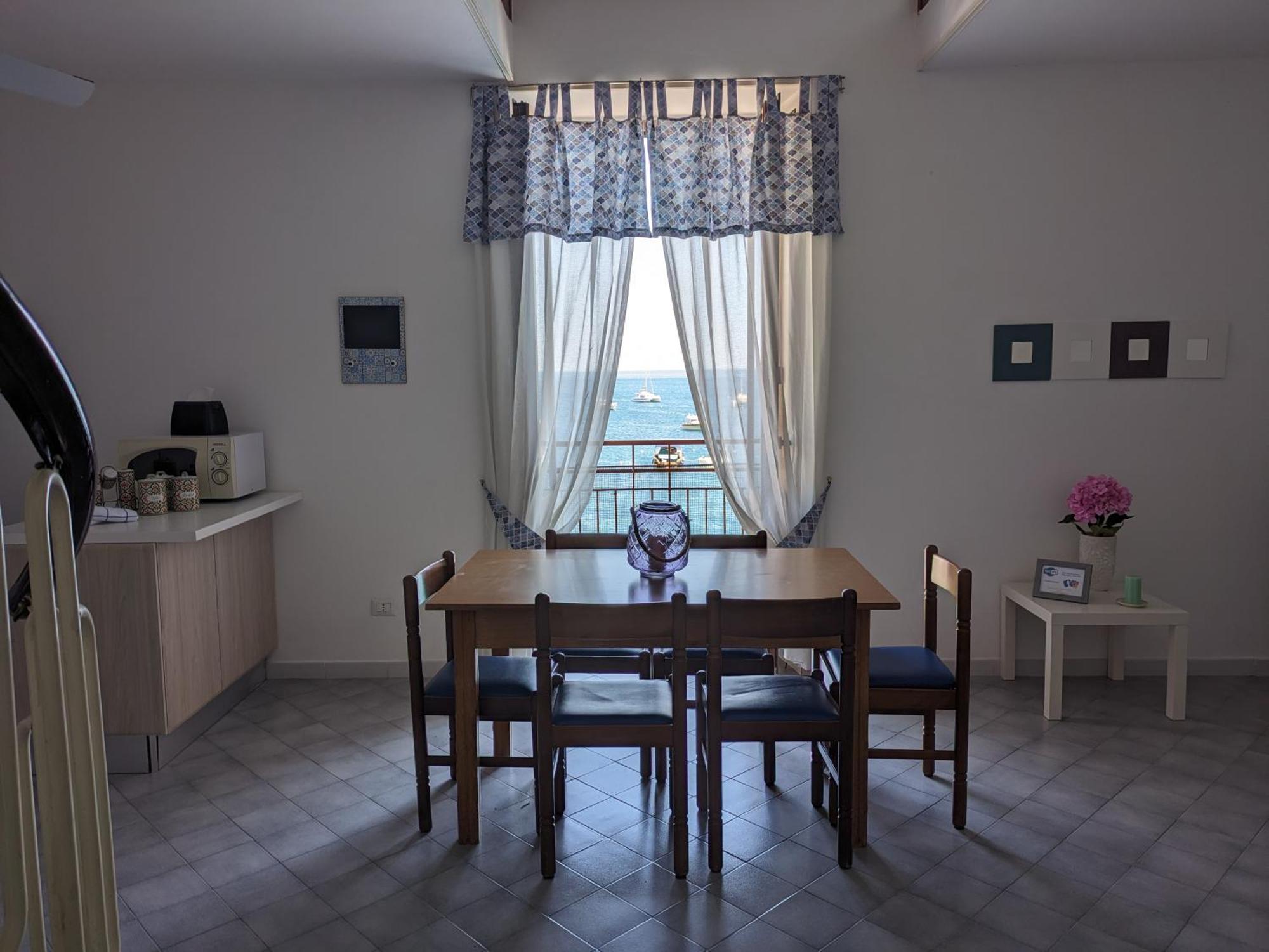 Mimi Sul Mare Apartment Massa Lubrense Room photo